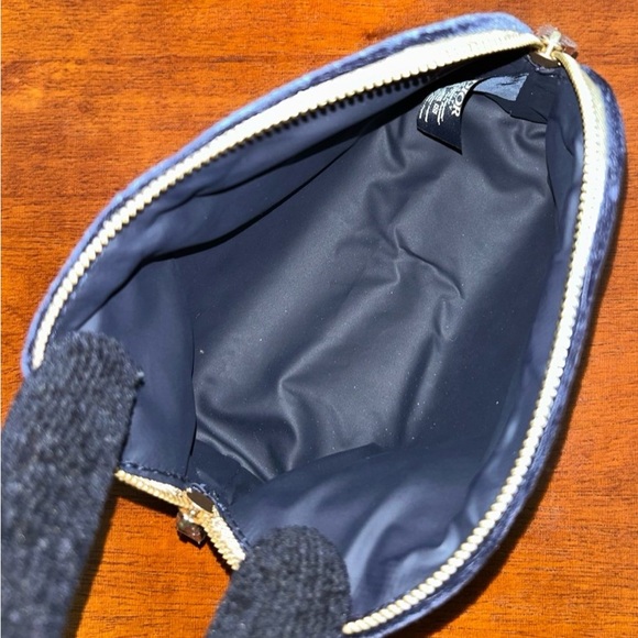 New Dior Beauty cosmetic pouch - Picture 8 of 10